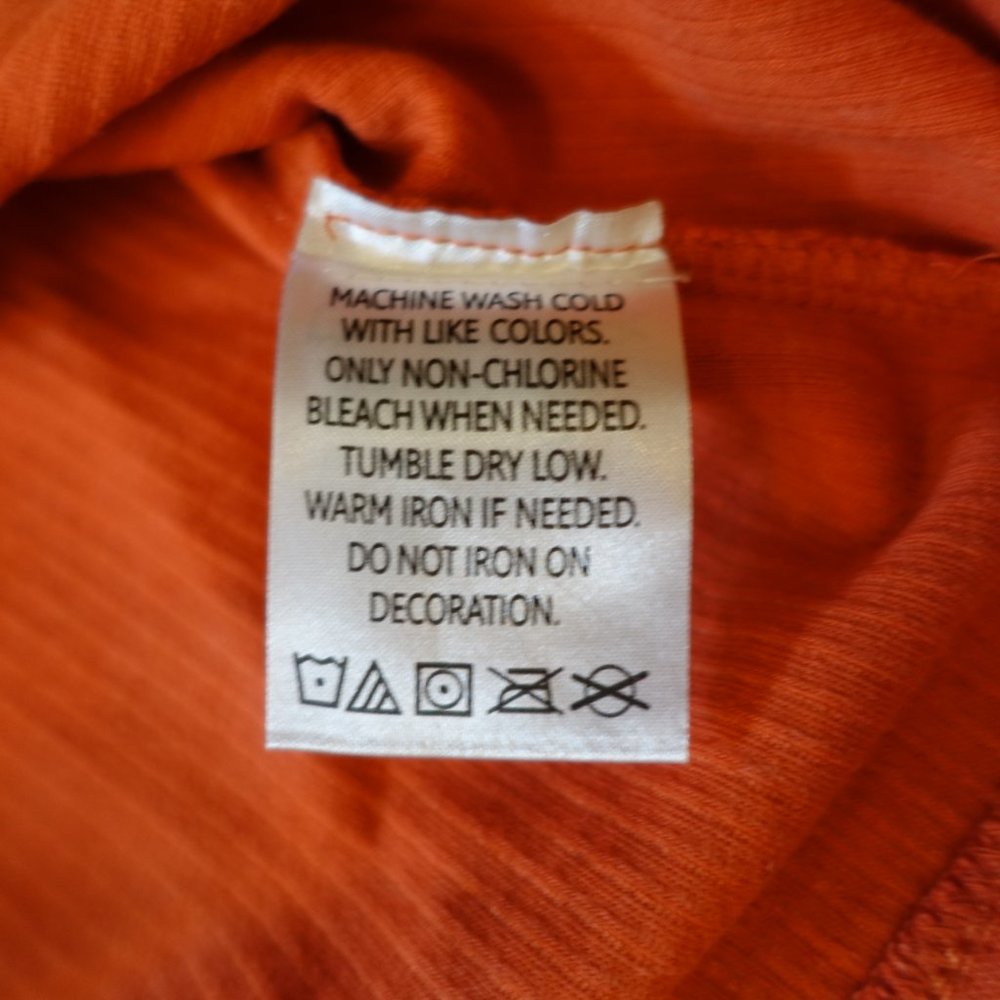 ISO Pumpkin Queen Ribbed Pullover Top - Picture 4 of 8